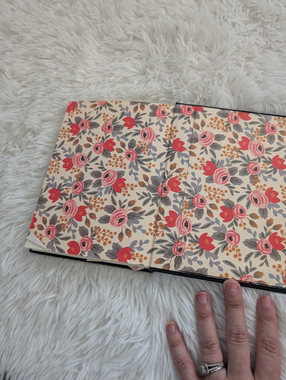 NEW Rifle Paper Keepsake Address Book Embossed Gold Cursive - Picture 8 of 12